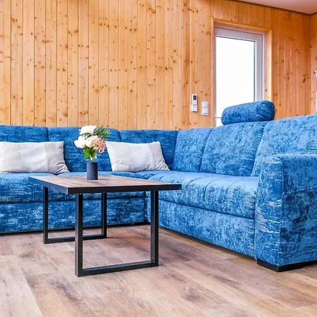 Nini House Swietajno